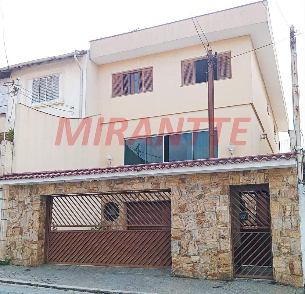 Sobrado de 210m² com 4 quartos em Tucuruvi