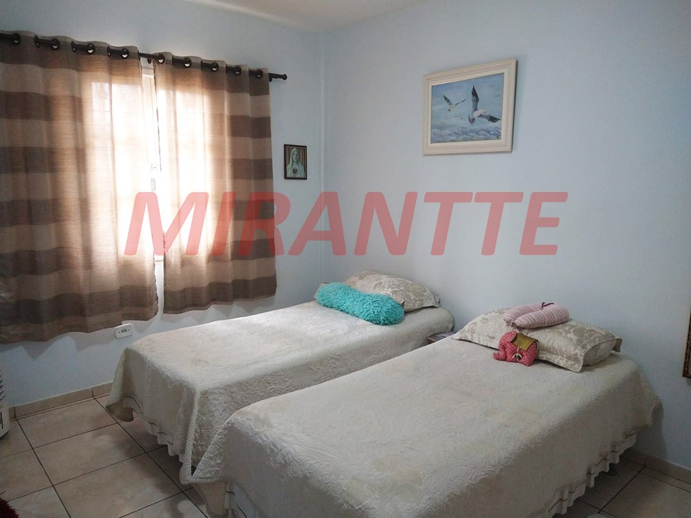 Sobrado de 103m² com 2 quartos em Jardim Vila Galvão