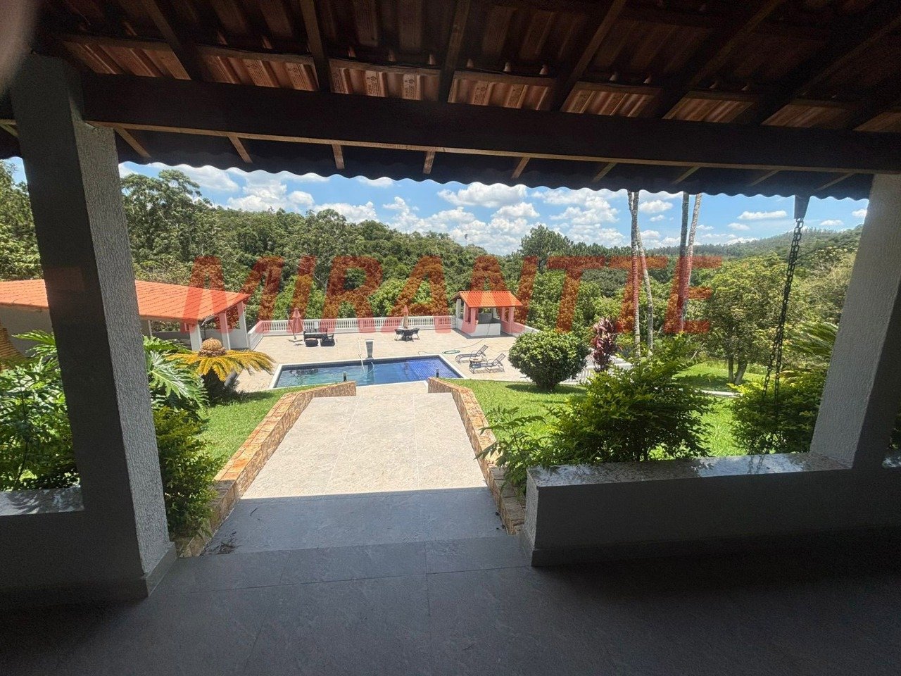 ChÁcara de 300m² com 2 quartos em Centro