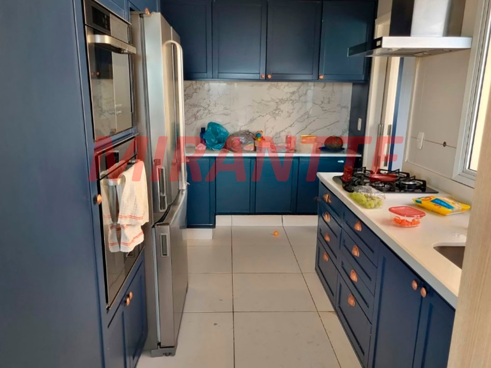 Cobertura de 254m² com 4 quartos em Santana