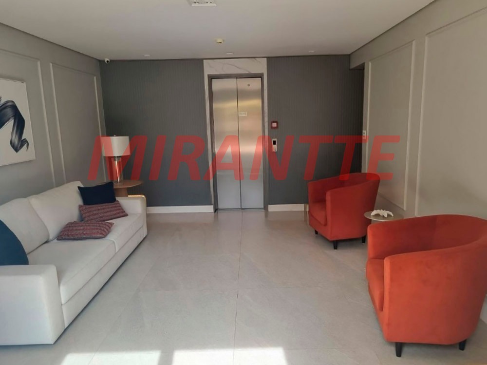 Cobertura de 254m² com 4 quartos em Santana