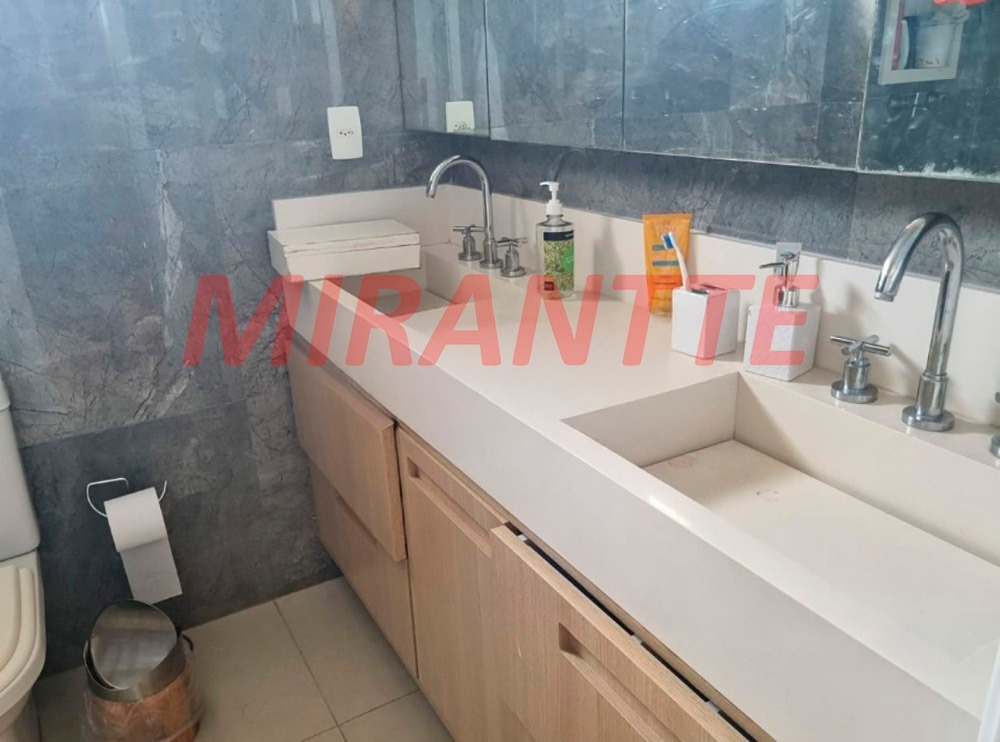 Cobertura de 254m² com 4 quartos em Santana