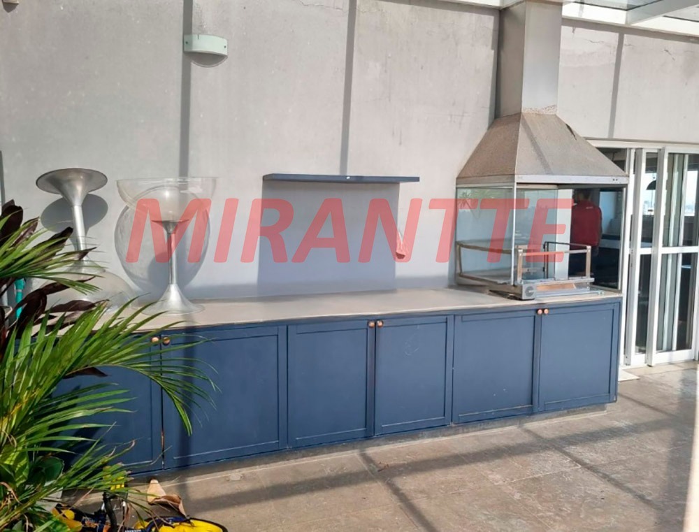 Cobertura de 254m² com 4 quartos em Santana
