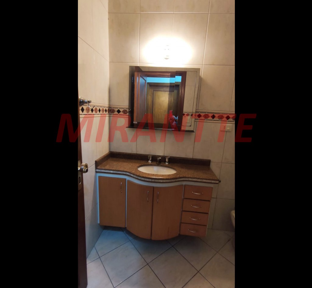 Casa terrea de 225m² com 3 quartos em Parque Sao Domingos