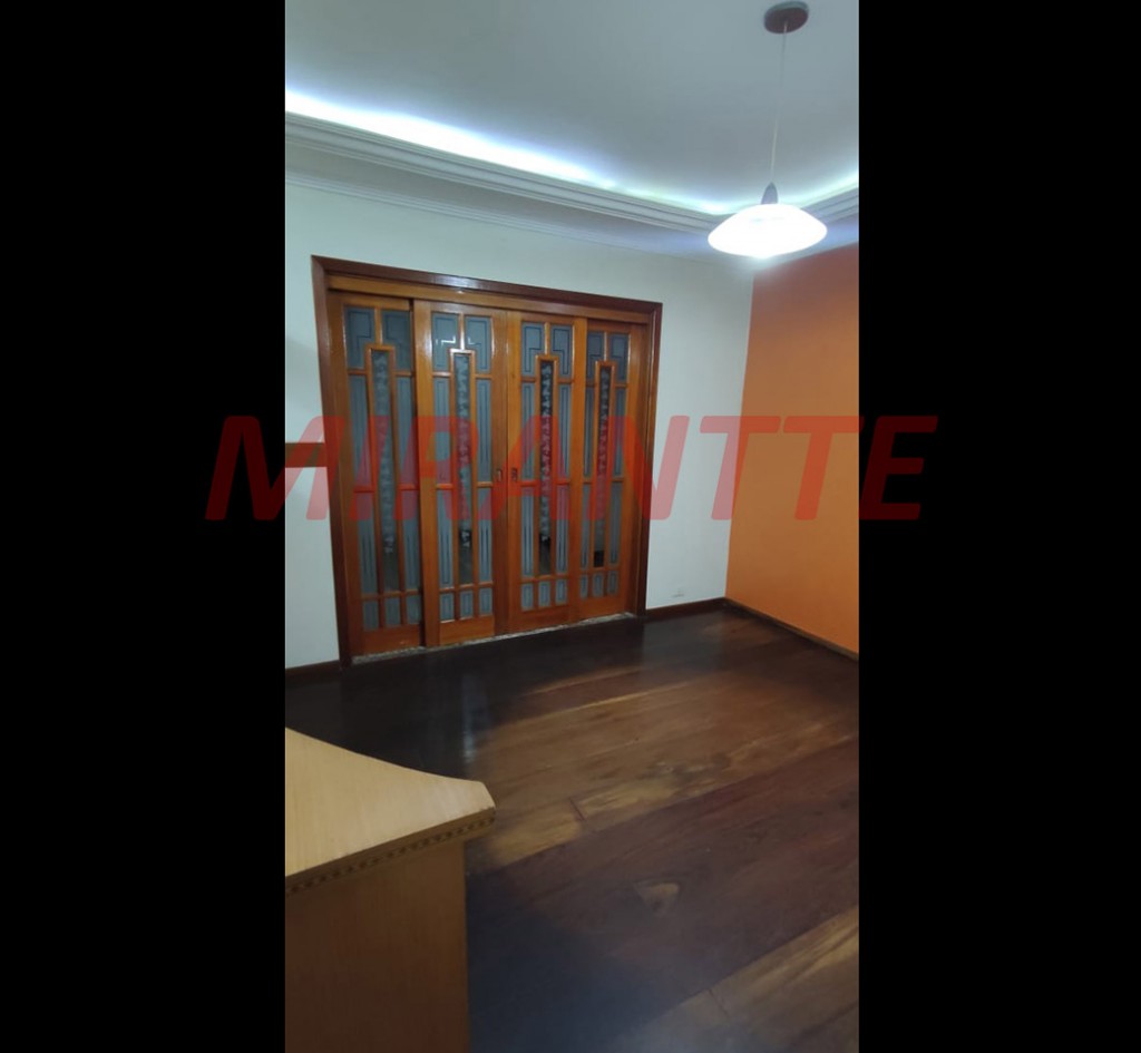 Casa terrea de 225m² com 3 quartos em Parque Sao Domingos