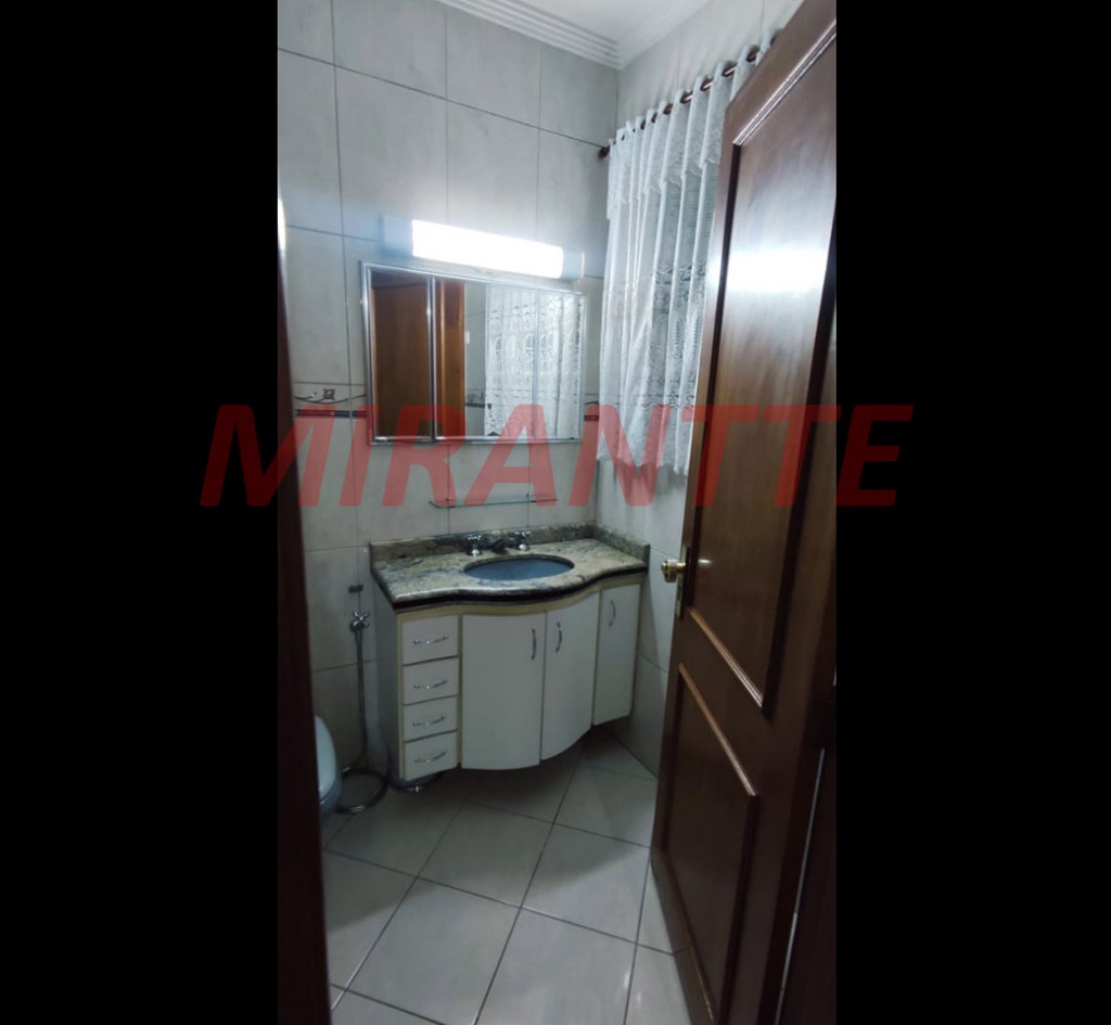Casa terrea de 225m² com 3 quartos em Parque Sao Domingos