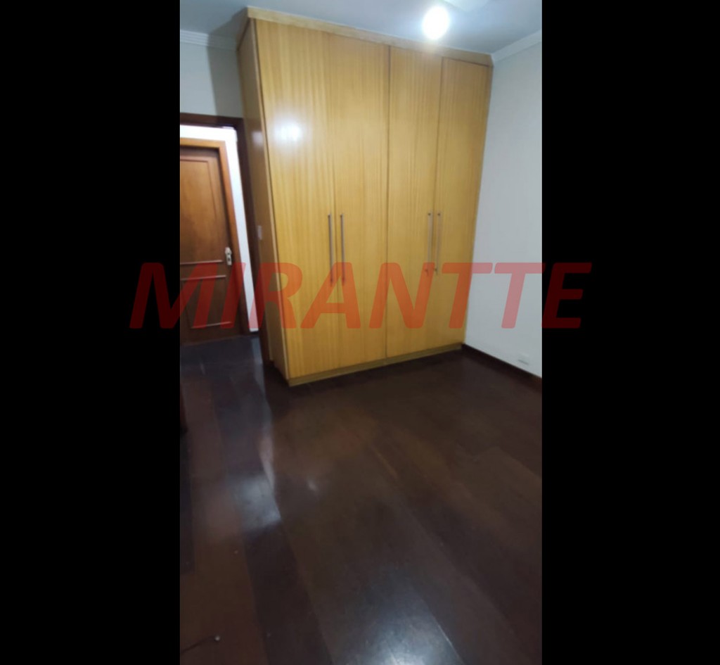 Casa terrea de 225m² com 3 quartos em Parque Sao Domingos