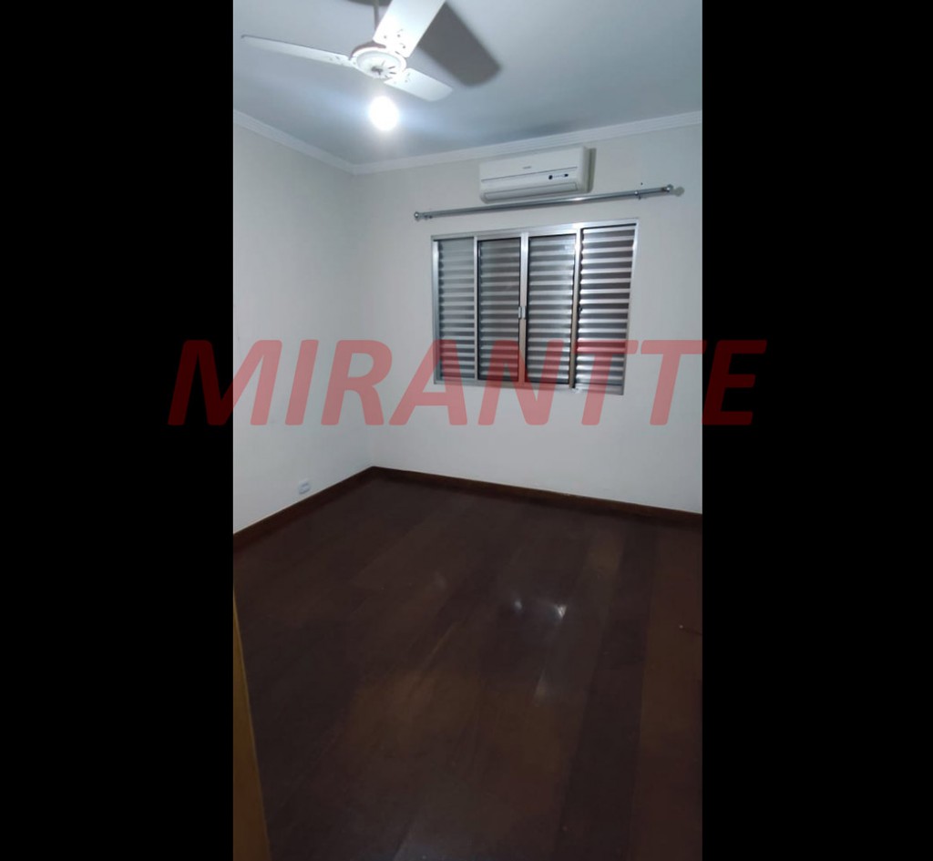 Casa terrea de 225m² com 3 quartos em Parque Sao Domingos