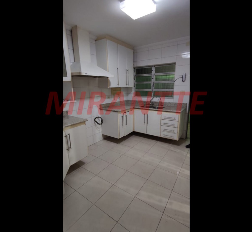 Casa terrea de 225m² com 3 quartos em Parque Sao Domingos