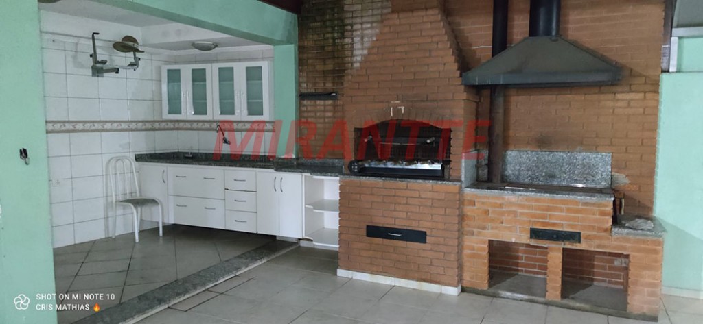 Casa terrea de 225m² com 3 quartos em Parque Sao Domingos