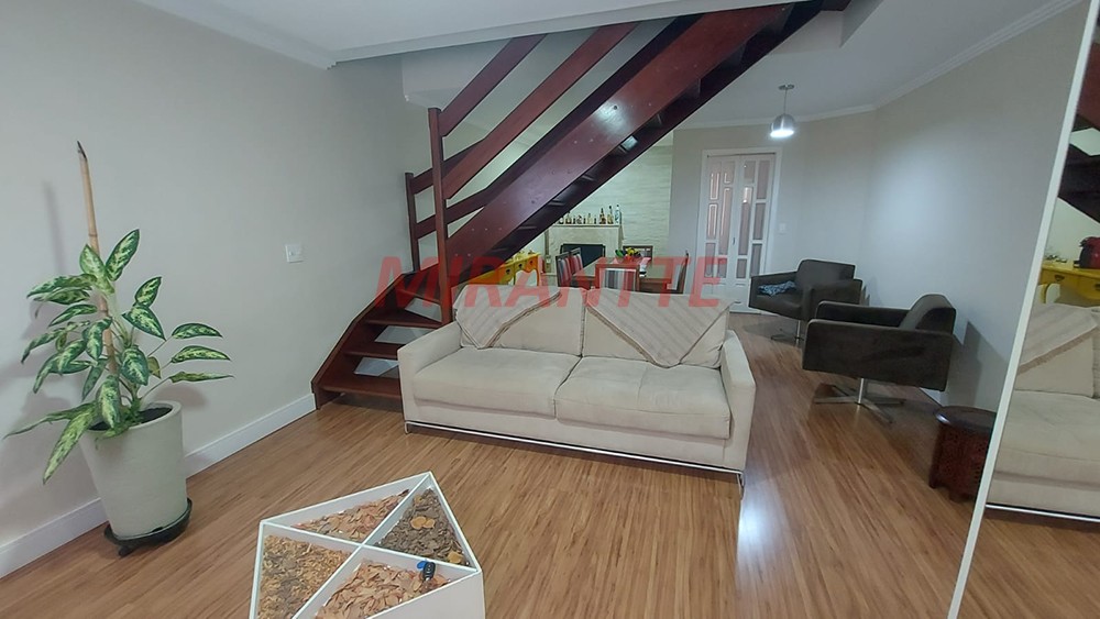 Cond. fechado de 140m² com 3 quartos em Vila Irmaos Arnoni