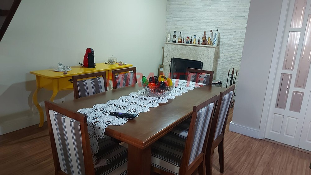 Cond. fechado de 140m² com 3 quartos em Vila Irmaos Arnoni