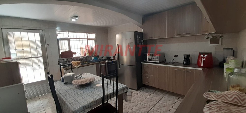 Sobrado de 90m² com 3 quartos em Cachoeirinha