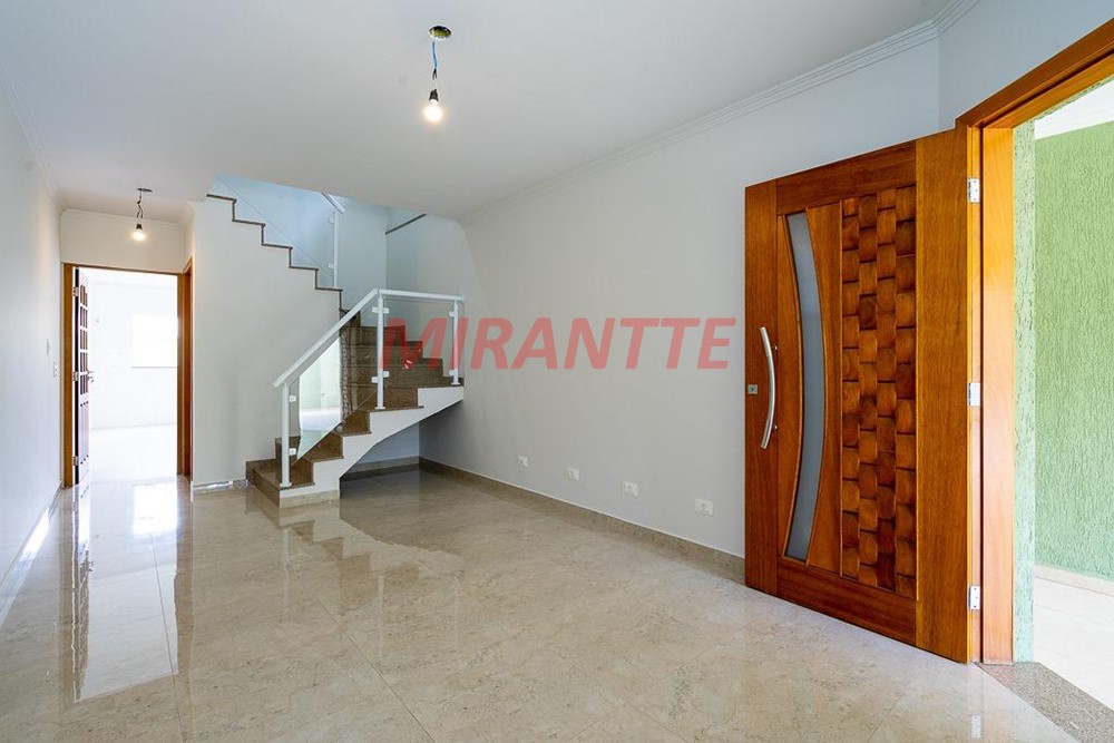Sobrado de 162m² com 3 quartos em Parque Sao Domingos