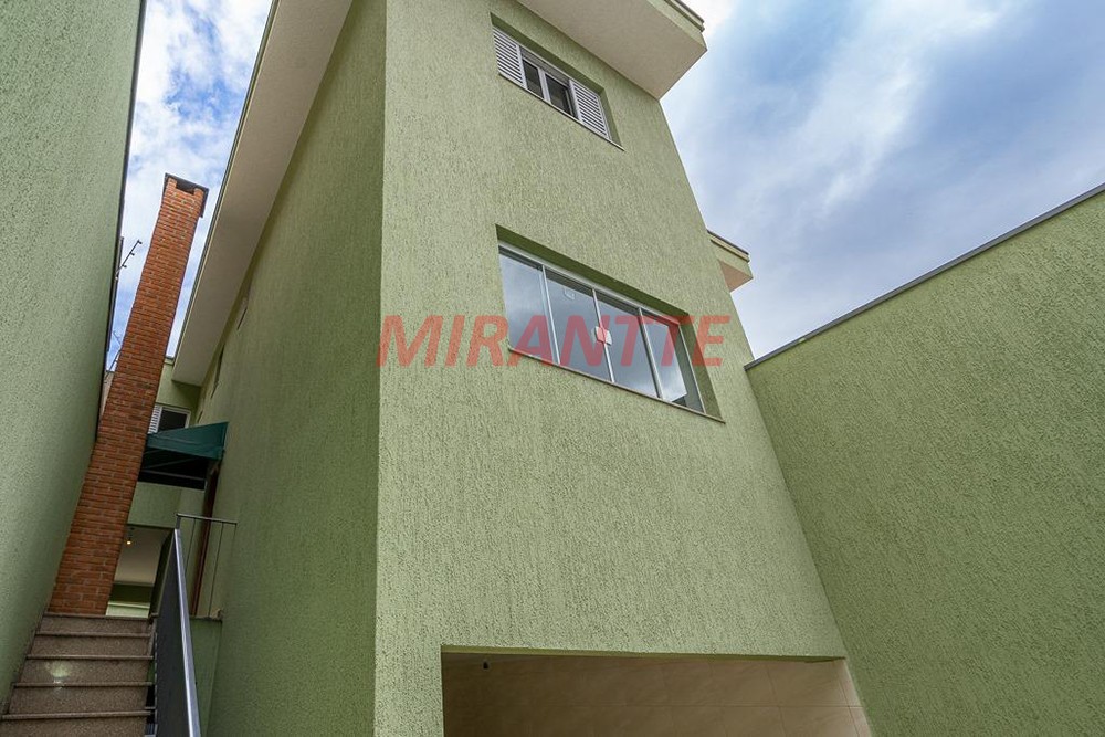 Sobrado de 162m² com 3 quartos em Parque Sao Domingos