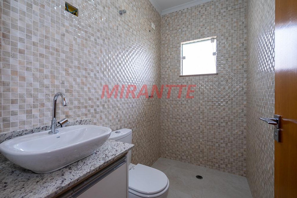 Sobrado de 162m² com 3 quartos em Parque Sao Domingos