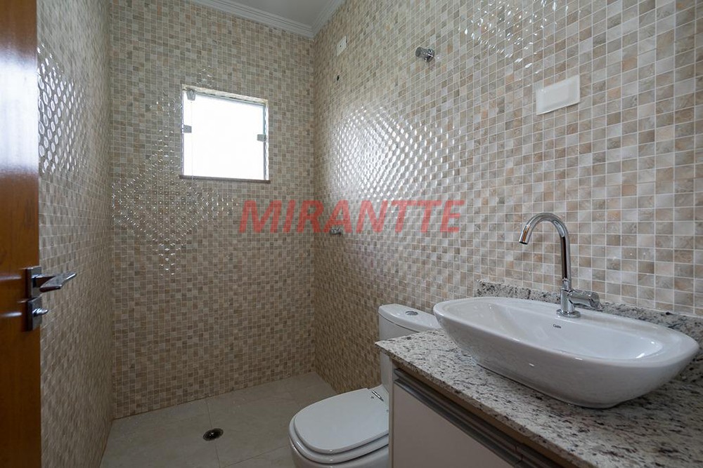 Sobrado de 162m² com 3 quartos em Parque Sao Domingos