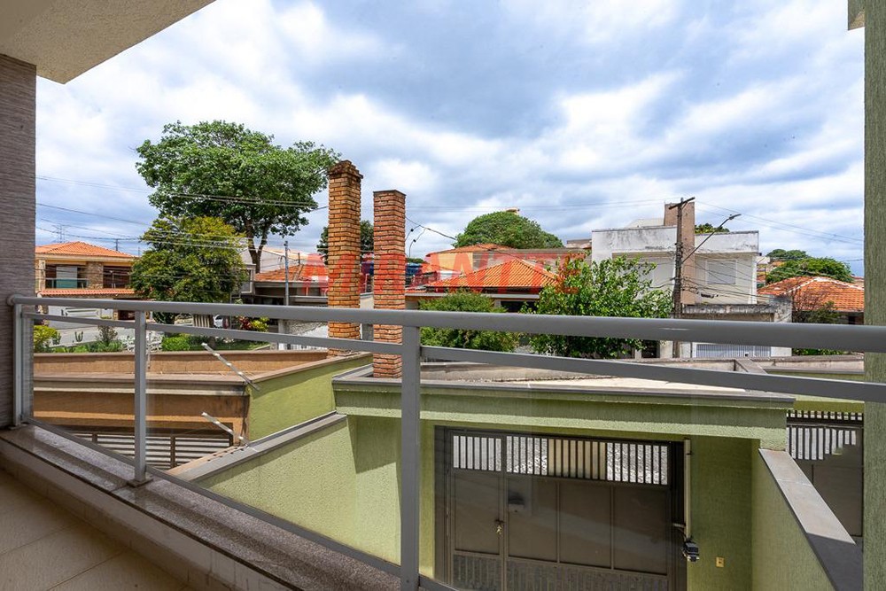 Sobrado de 162m² com 3 quartos em Parque Sao Domingos