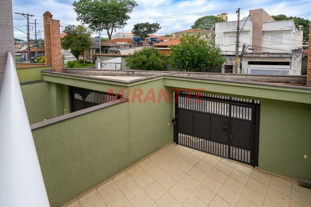Sobrado de 162m² com 3 quartos em Parque Sao Domingos