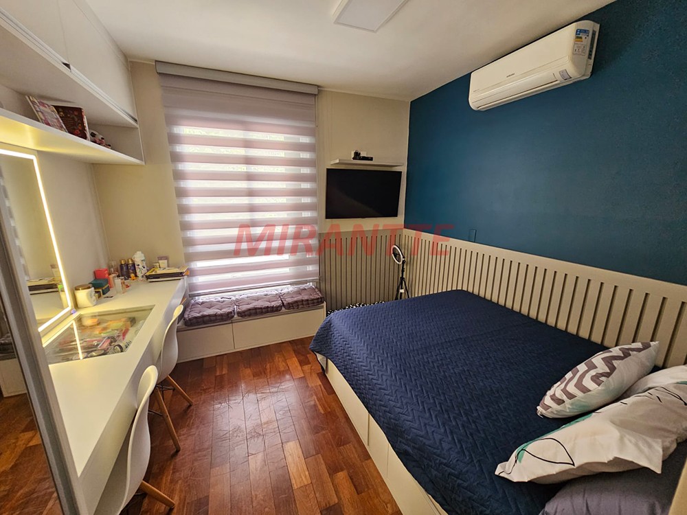Sobrado de 241m² com 3 quartos em Tremembe