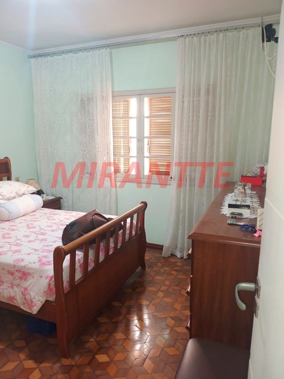 Casa terrea de 200m² com 3 quartos em Vila Bandeirantes