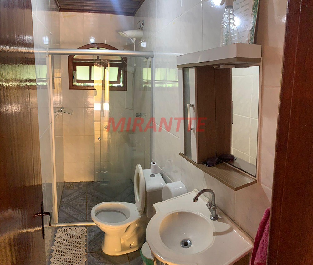 Sobrado de 400m² com 4 quartos em Serra Da Cantareira