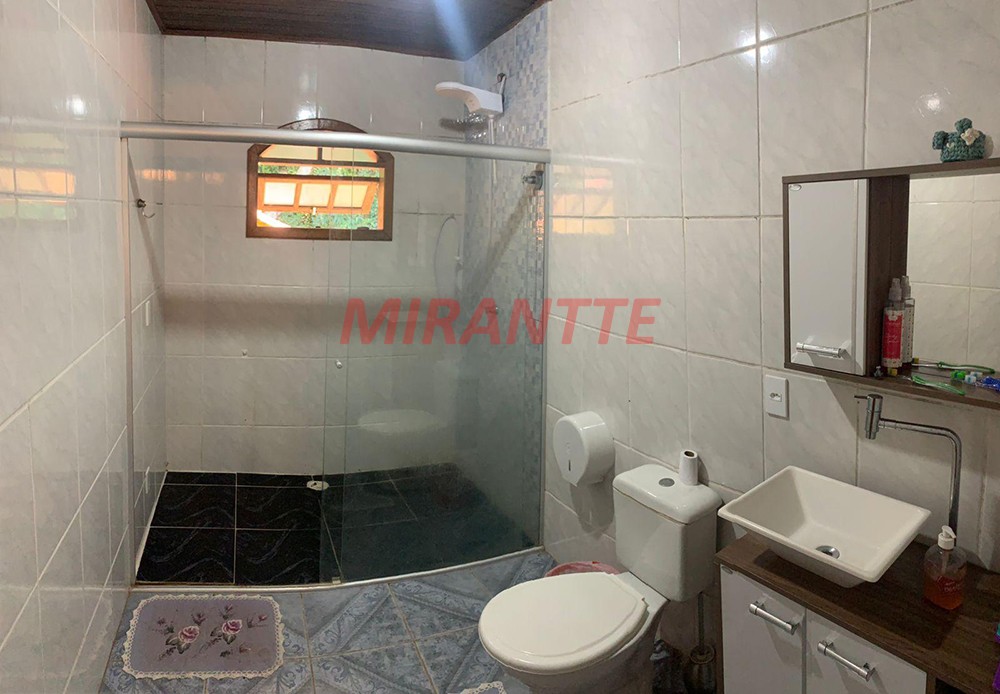 Sobrado de 400m² com 4 quartos em Serra Da Cantareira