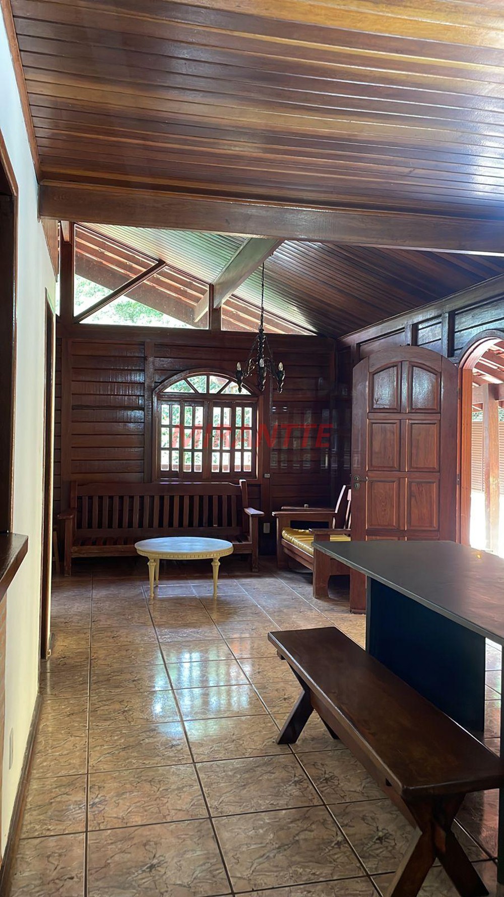 Sobrado de 400m² com 4 quartos em Serra Da Cantareira