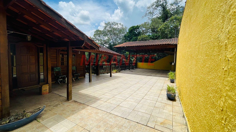Sobrado de 400m² com 4 quartos em Serra Da Cantareira