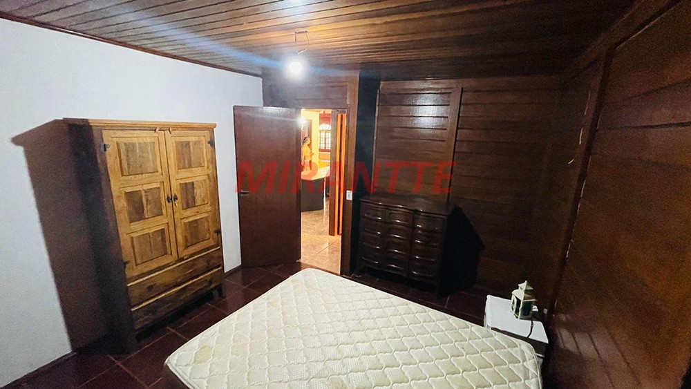 Sobrado de 400m² com 4 quartos em Serra Da Cantareira