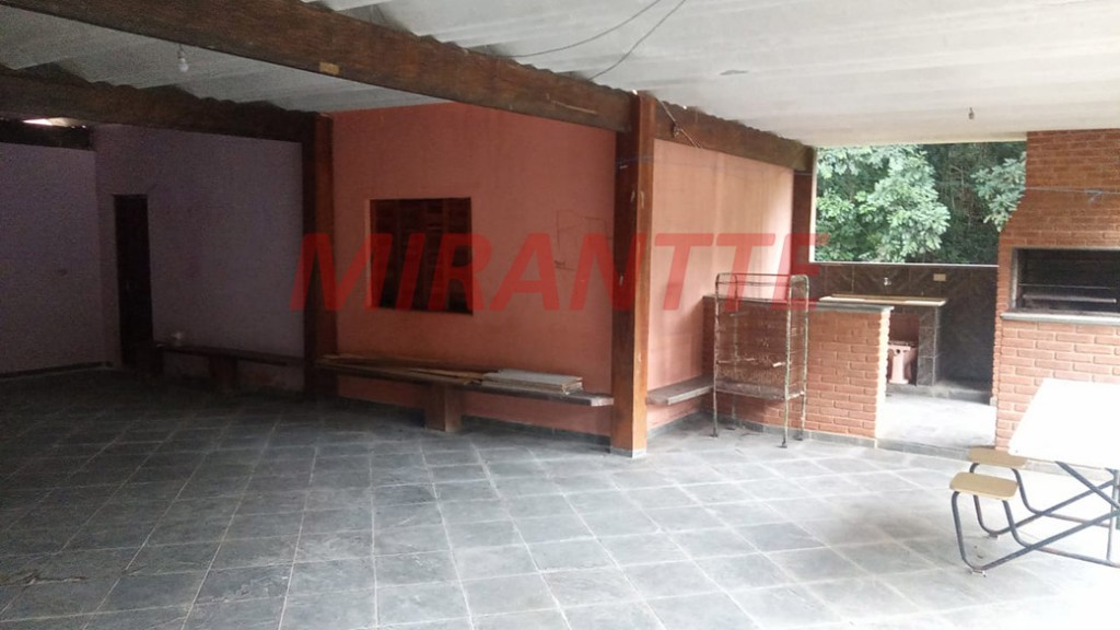 Casa terrea de 400m² com 3 quartos em Serra da Cantareira