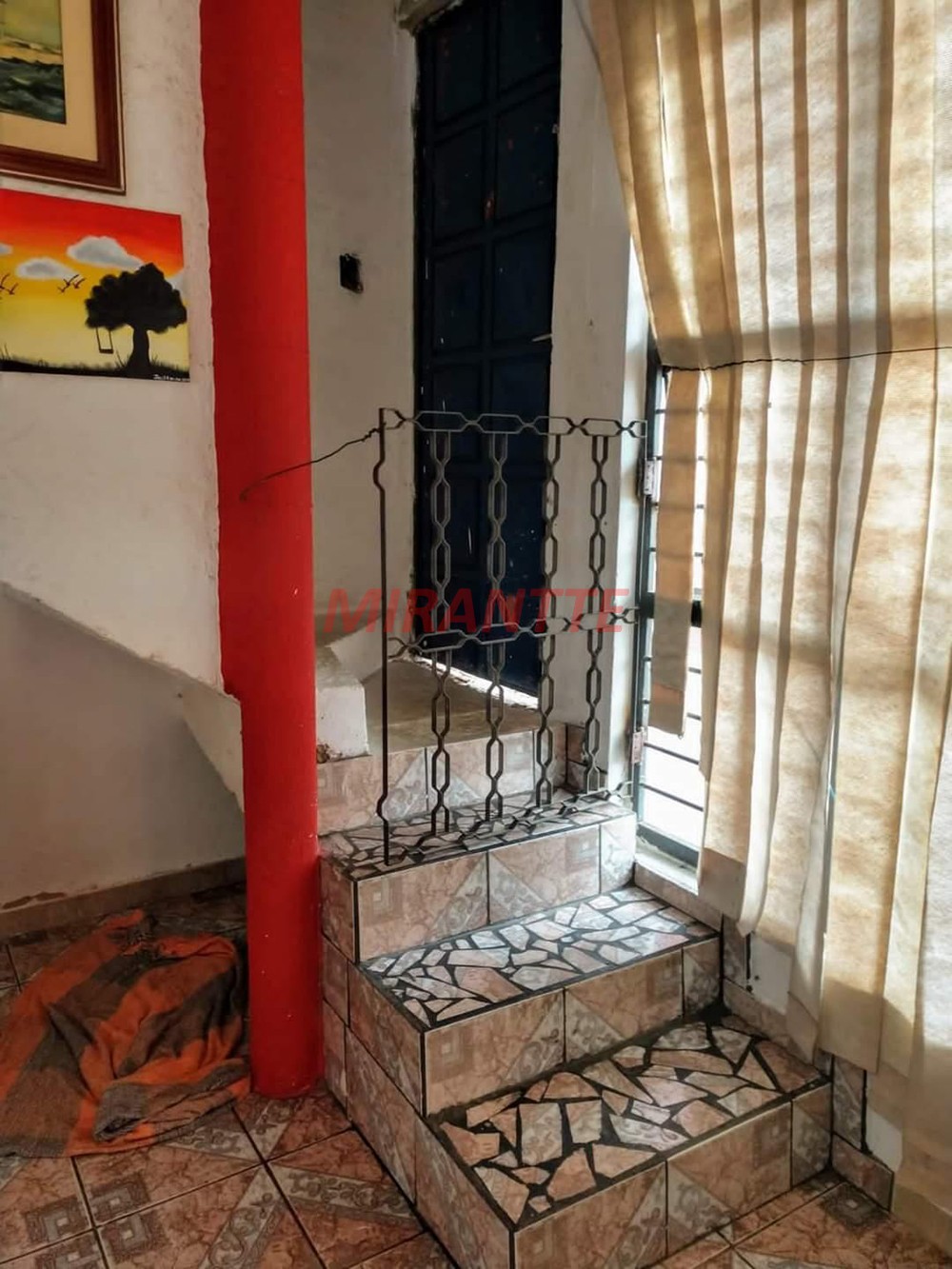 Sobrado de 260m² com 4 quartos em Vila Hortência