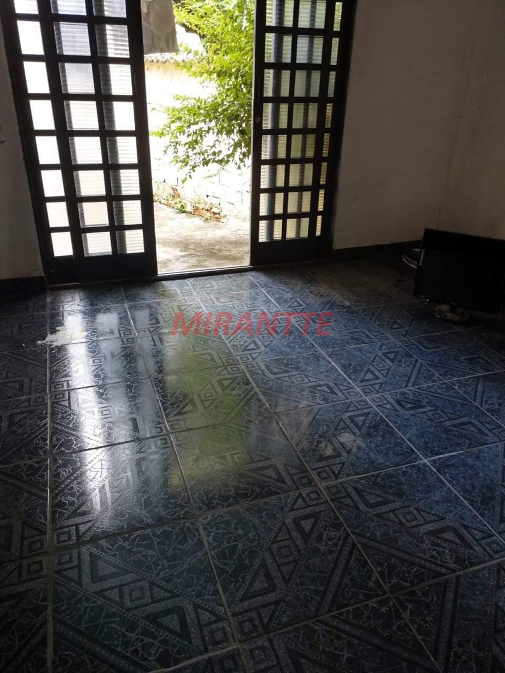 Sobrado de 260m² com 4 quartos em Vila Hortência