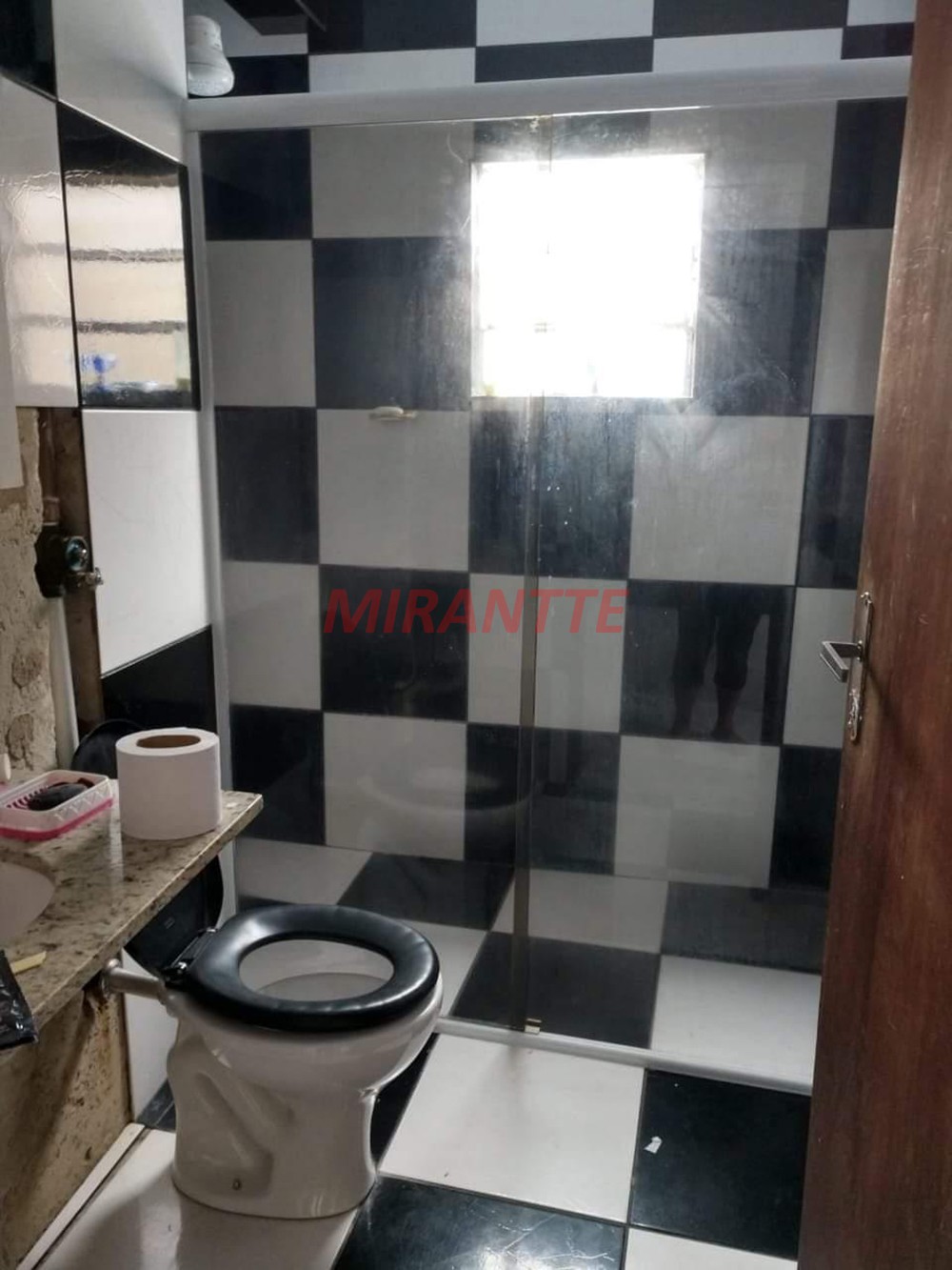 Sobrado de 260m² com 4 quartos em Vila Hortência