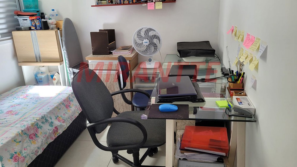 Cond. fechado de 79m² com 2 quartos em Parada Inglesa