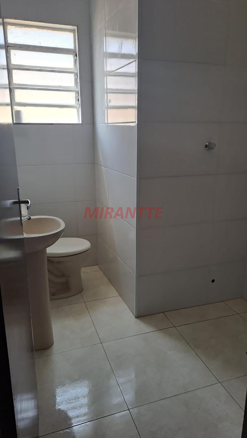 Sobrado de 91m² com 2 quartos em Jardim Joamar