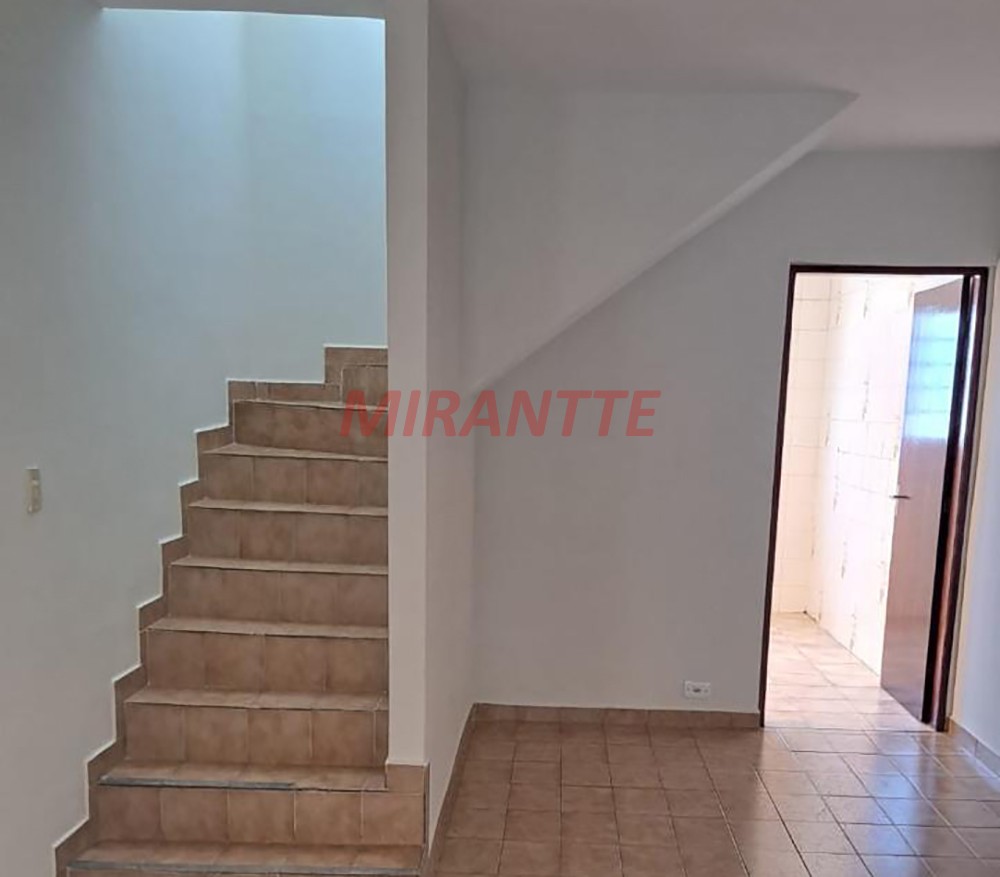 Sobrado de 91m² com 2 quartos em Jardim Joamar