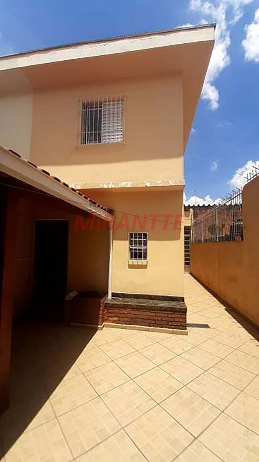 Sobrado de 128m² com 2 quartos em Ponte Rasa