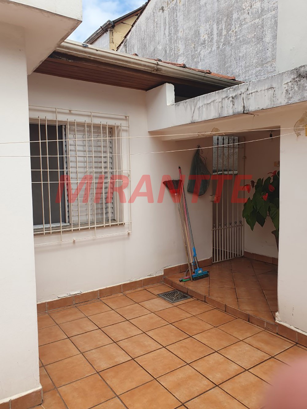 Casa terrea de 172m² com 2 quartos em Jardim Virginia Bianca