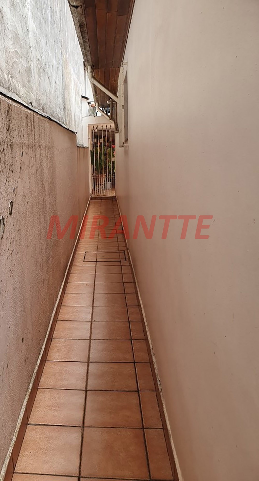 Casa terrea de 172m² com 2 quartos em Jardim Virginia Bianca