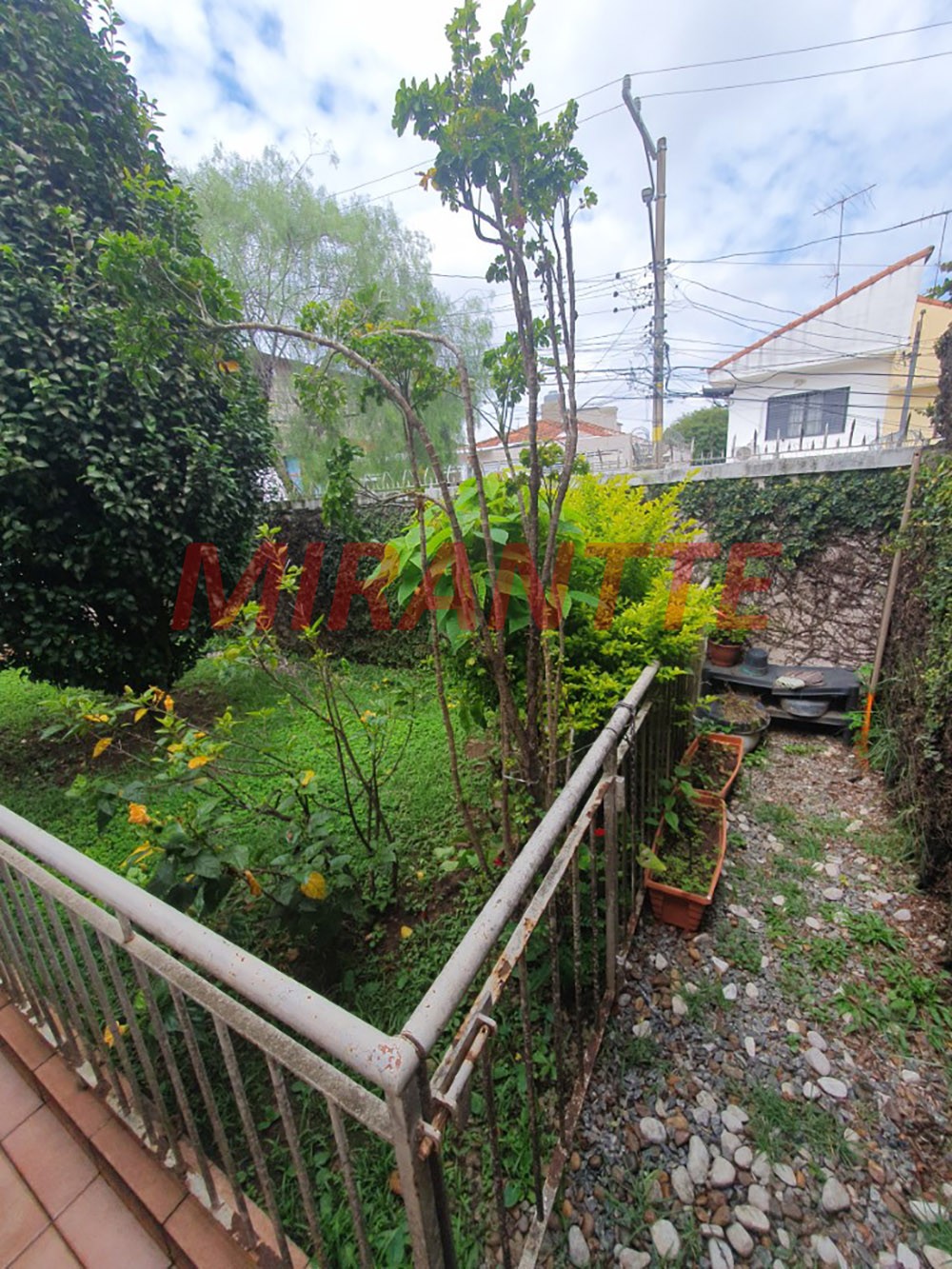 Casa terrea de 172m² com 2 quartos em Jardim Virginia Bianca