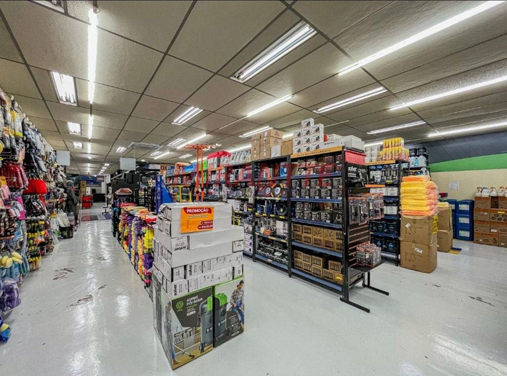 Comercial de 2385m² em Ipiranga