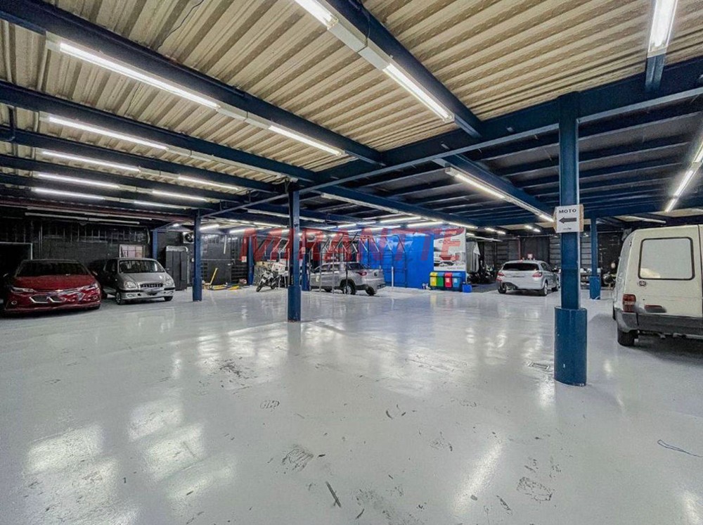 Comercial de 2385m² em Ipiranga