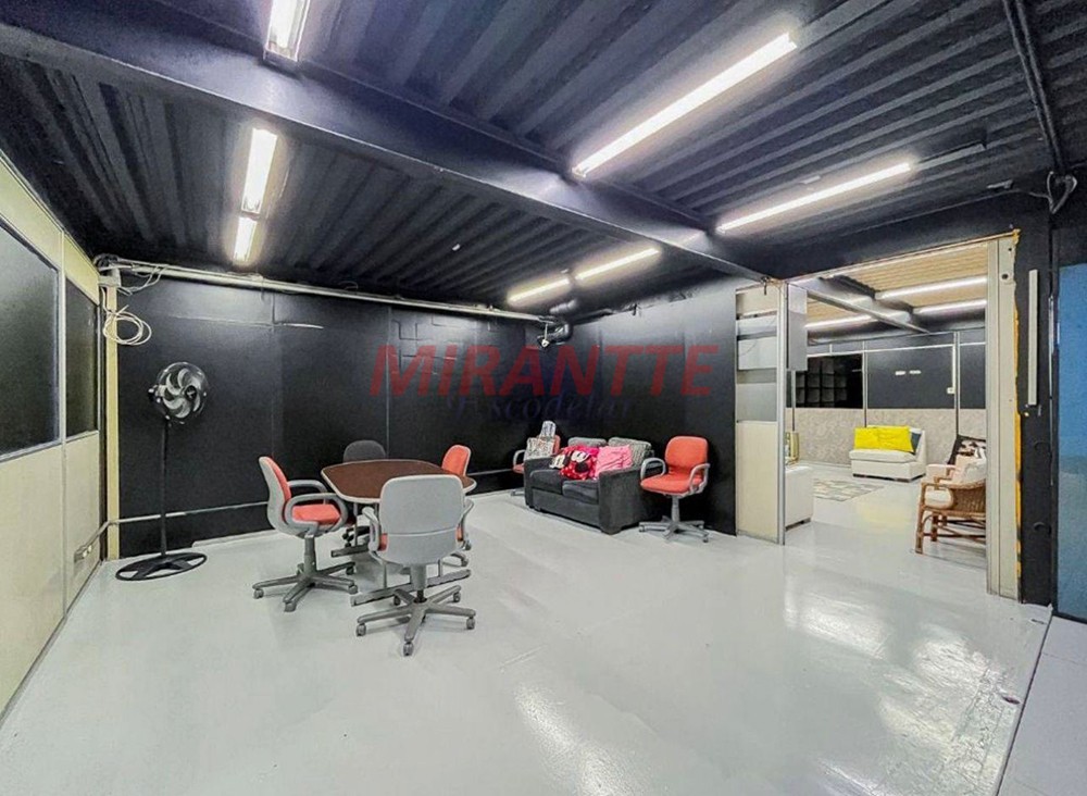 Comercial de 2385m² em Ipiranga