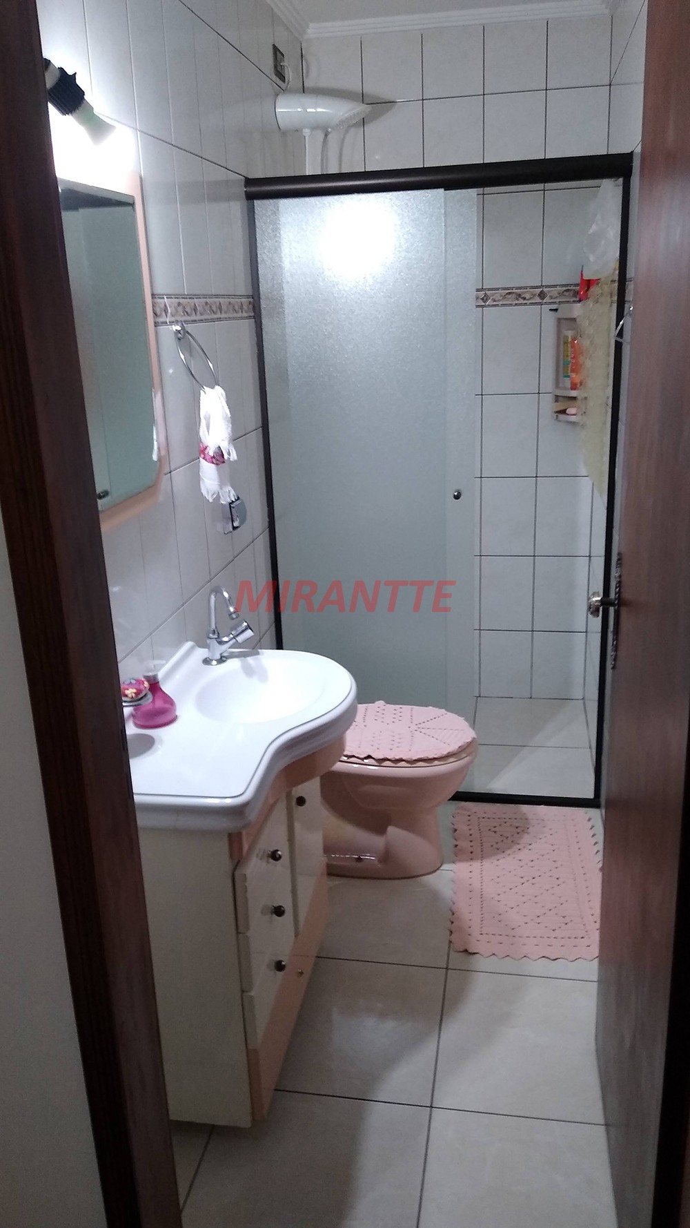 Sobrado de 235m² com 3 quartos em Vila Rosália