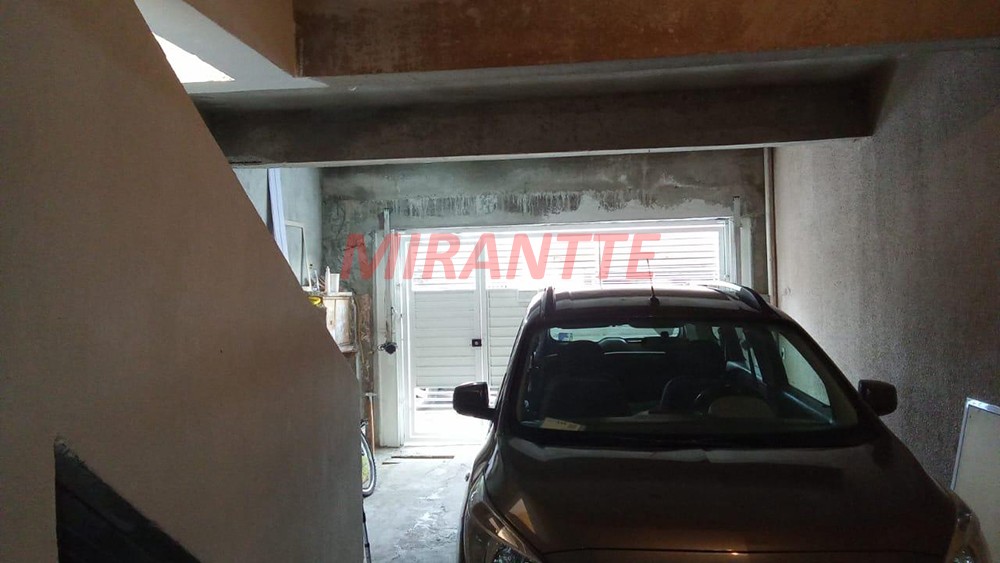 Sobrado de 140m² com 2 quartos em Parque Peruche