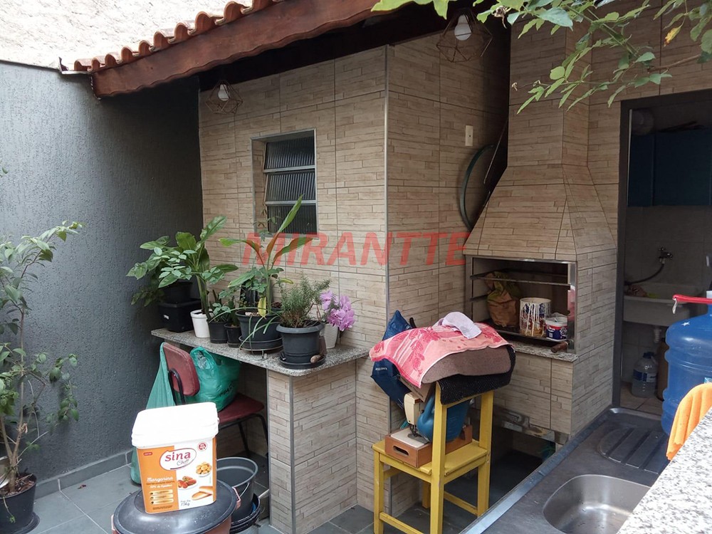 Sobrado de 140m² com 2 quartos em Parque Peruche