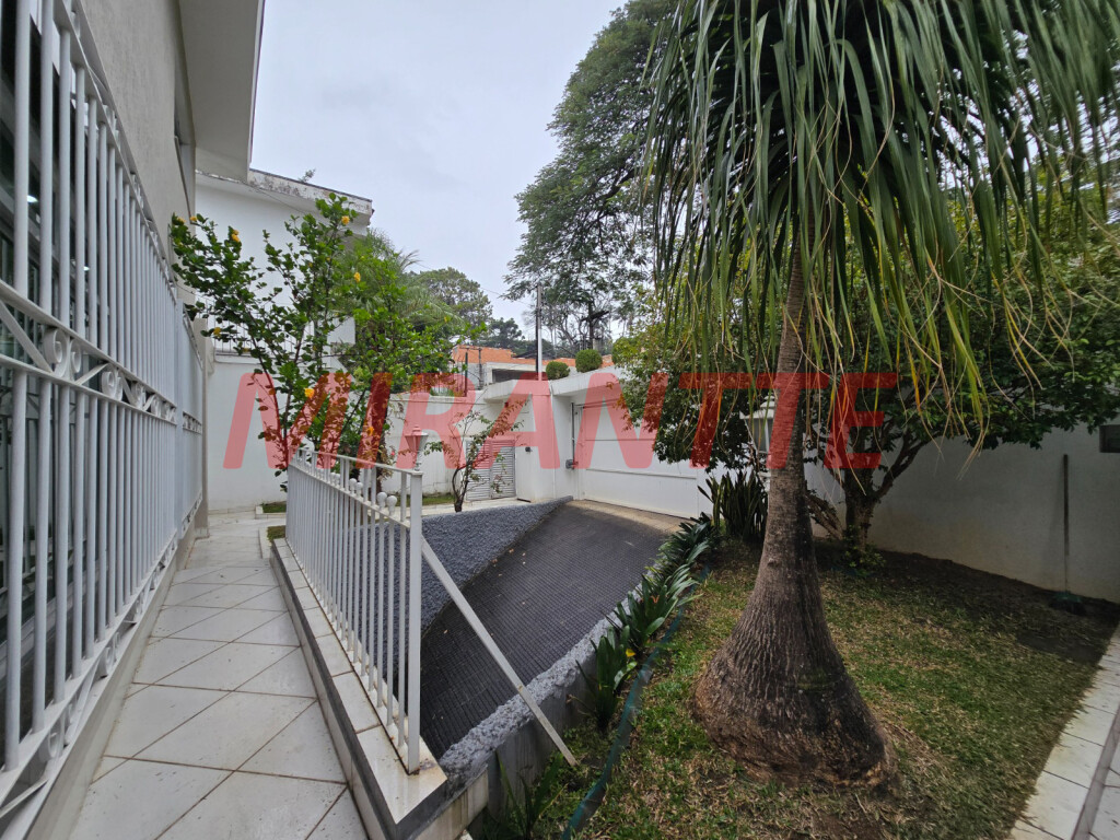 Casa terrea de 290m² com 5 quartos em Jardim Tremembé