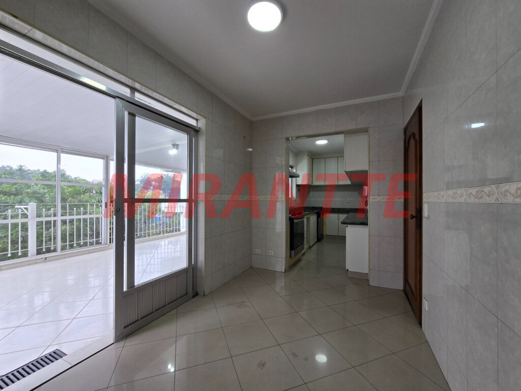Casa terrea de 290m² com 5 quartos em Jardim Tremembé