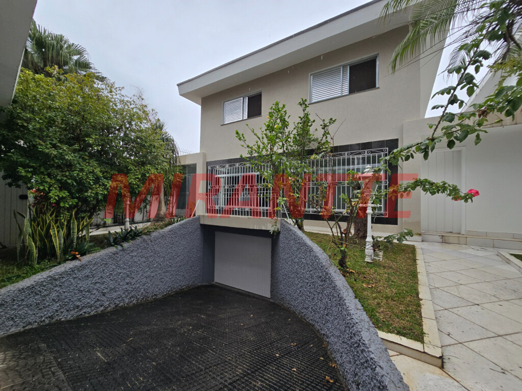 Casa terrea de 290m² com 5 quartos em Jardim Tremembé